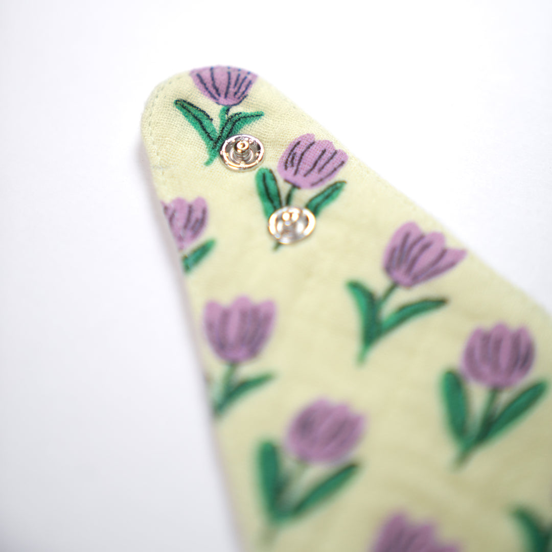 Tulip Trail Bib